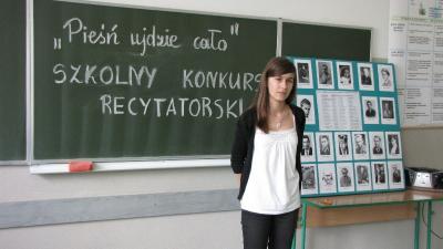 KONKURS RECYTATORSKI - PIEŚŃ UJDZIE CAŁO